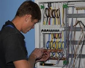 Монтаж УЗО и автоматов